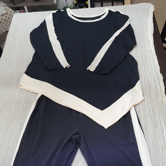 Roaman's Tops - Roaman's 18 20 Loungewear Set in Black and White Stretchy 2 Piece Set